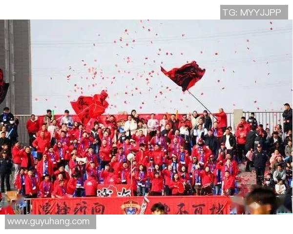 皇家盐城湖迎战曼联展现足球魅力激情对决引发球迷热议